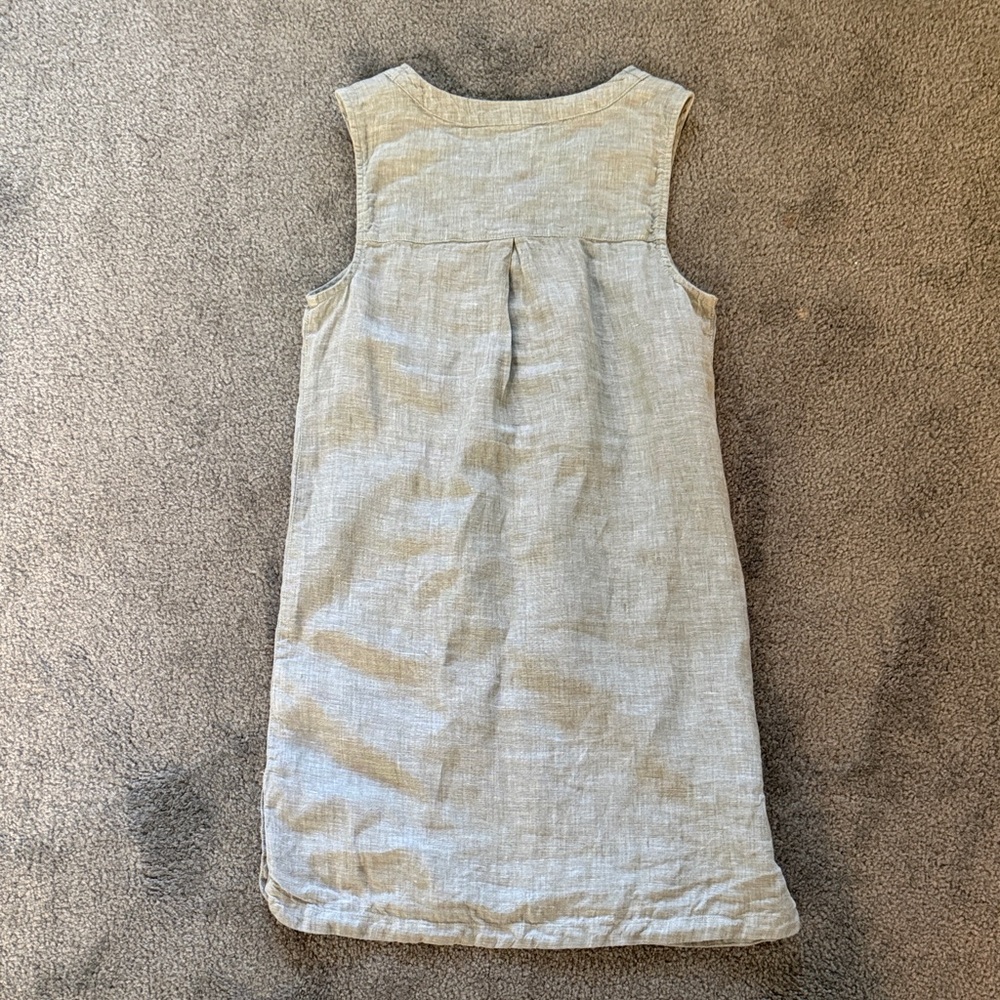 Nicole Miller Light Gray Sleeveless V-Neck Linen Midi Dress - Picture 5 of 6